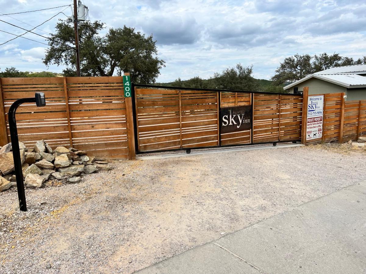 Painted Sky Inn Burnet Exterior photo