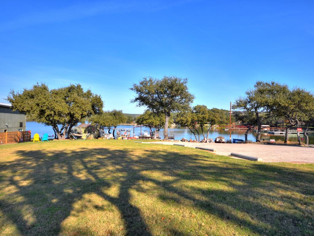 Painted Sky Inn Burnet Exterior photo